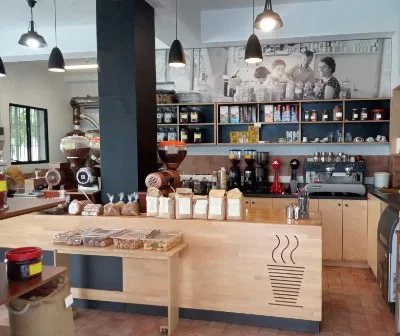 Καφεκοπτείο Ζωγράφου Η γωνιά του καφέ Μπαλαμπέκος Απόστολος